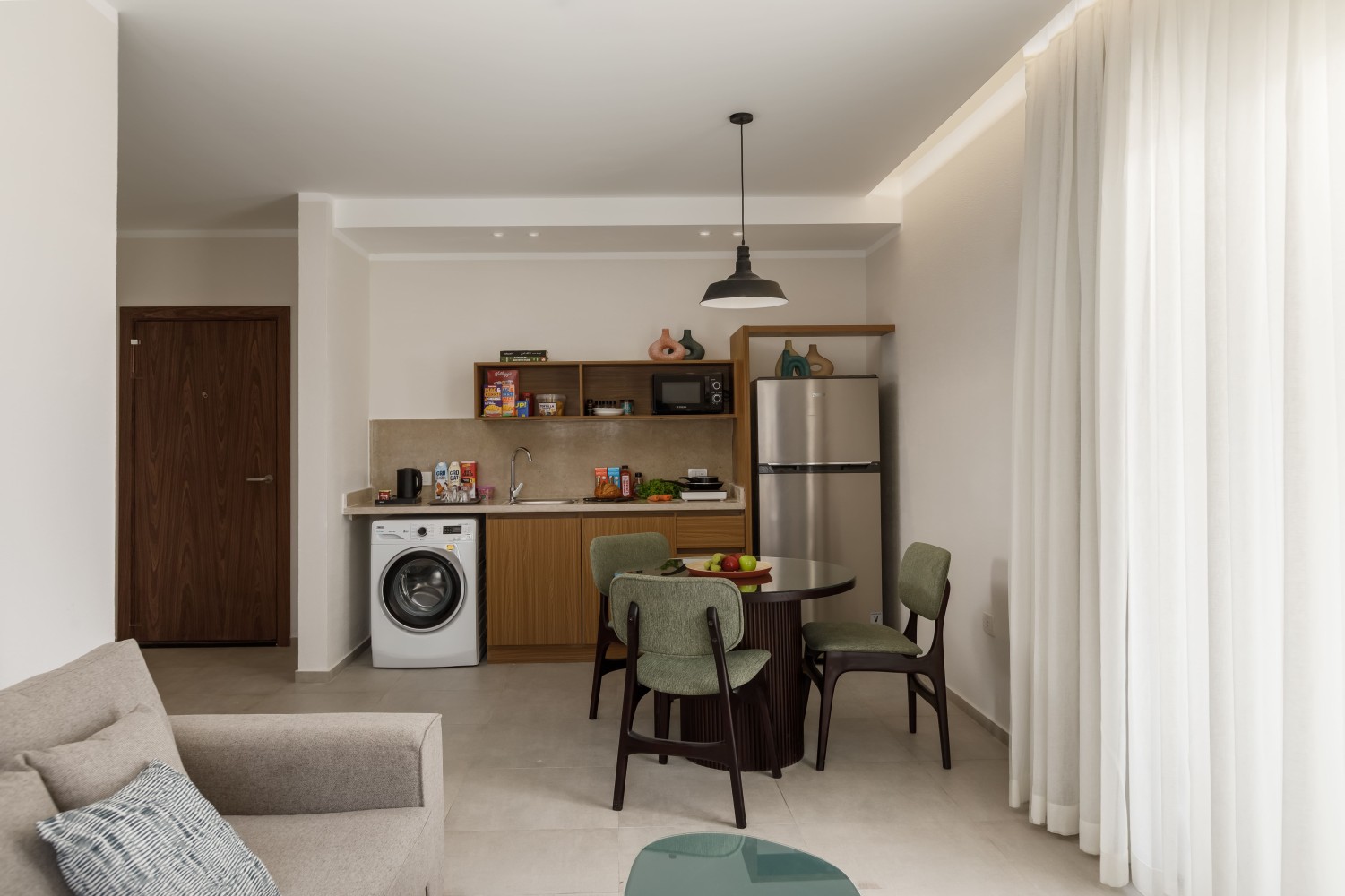 Kitchen and dining at Livingville 6/Ten